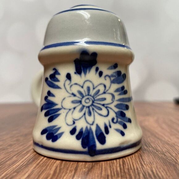 Vintage 1960'S Delft Salt & Pepper Shakers, Collectibles Floral/Windmill design - Picture 6 of 9